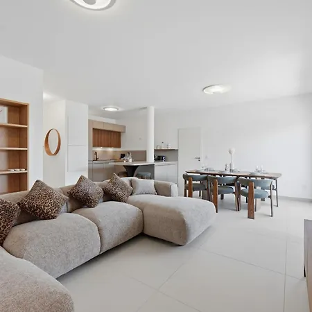 Penthouse Le Spazio Close To The Town Center Castries
